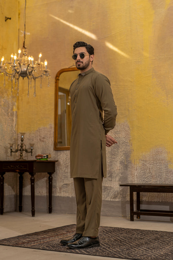 Kunzul Channar — Olive green kurta trouser